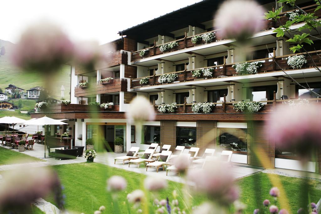 Hotel Berghof Lech am Arlberg Kültér fotó